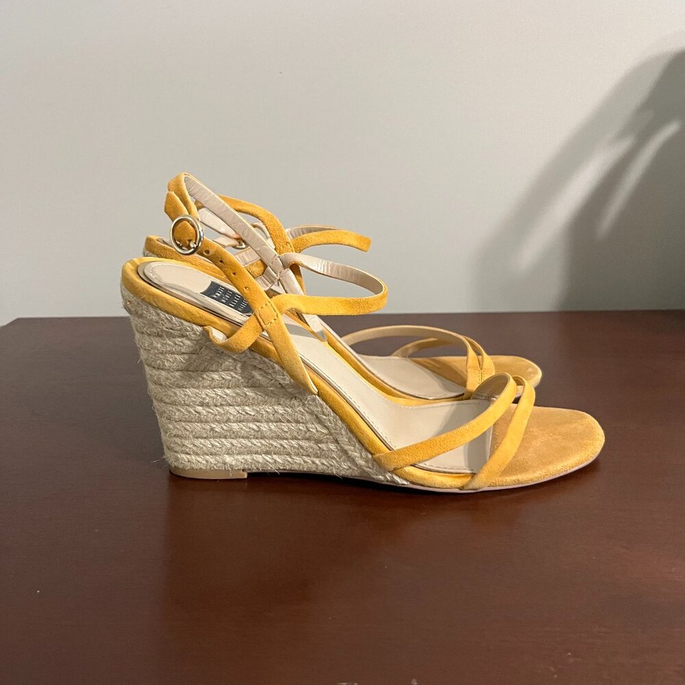 White House Black Market Yellow DELILAH Wedge Heel Sandals, Mustard Size 9